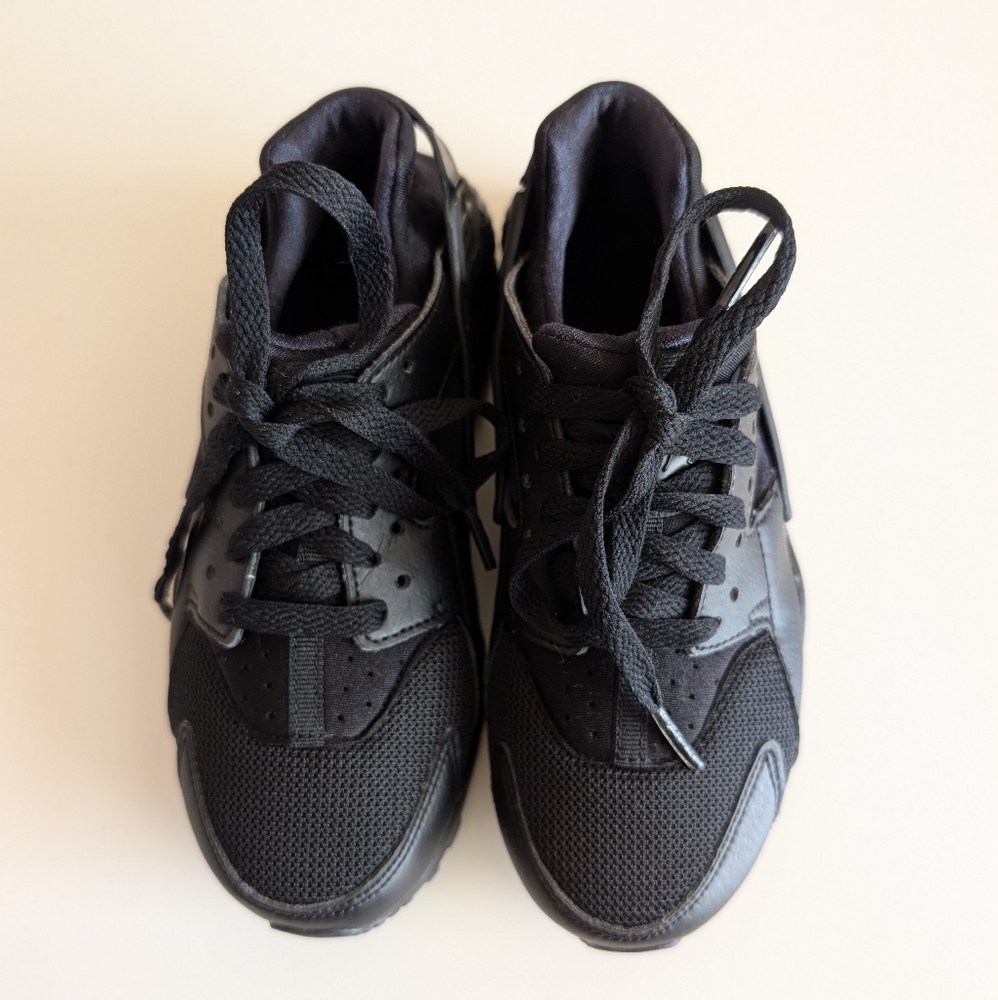 Nike Huarache Run (GS) Shoe - Picture 2 of 9